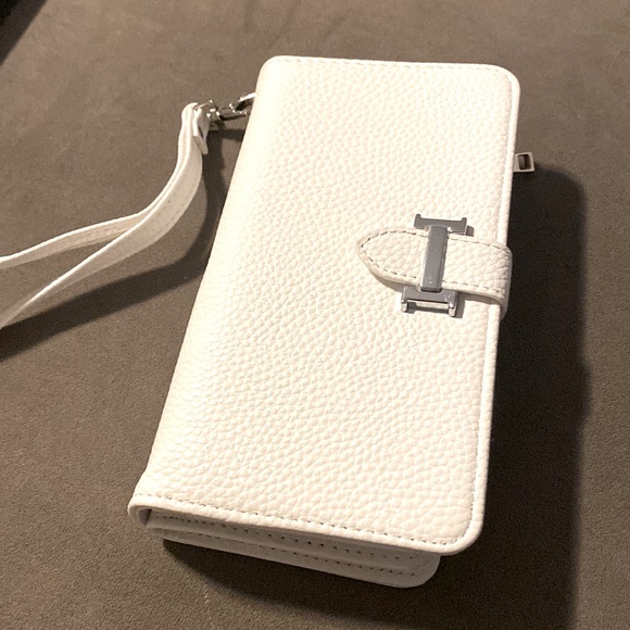 Leatherette Phone Wallet for IPhone 11 (White) - Picture 8 of 8
